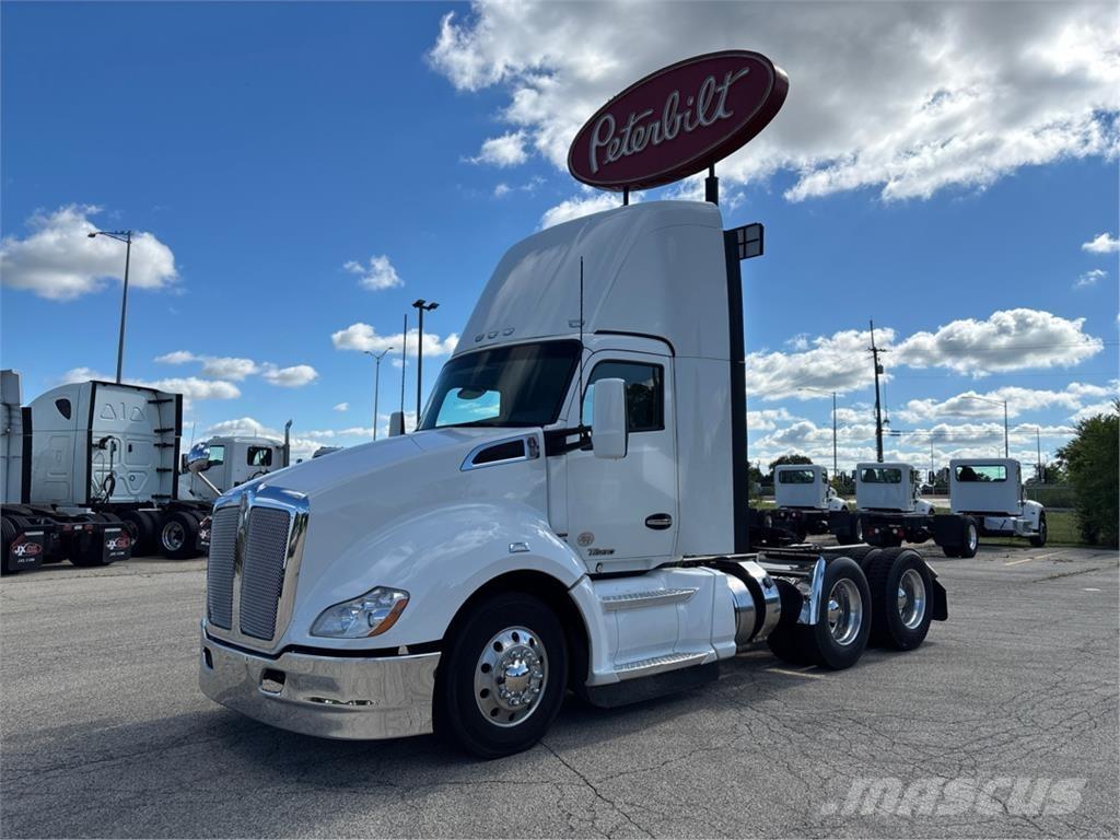 Kenworth T680 Tractor Units