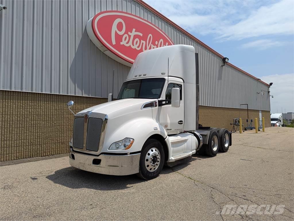 Kenworth T680 Tractor Units