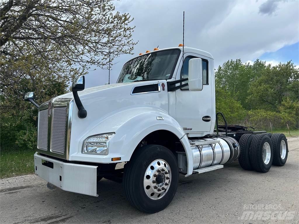 Kenworth T880 Tractor Units