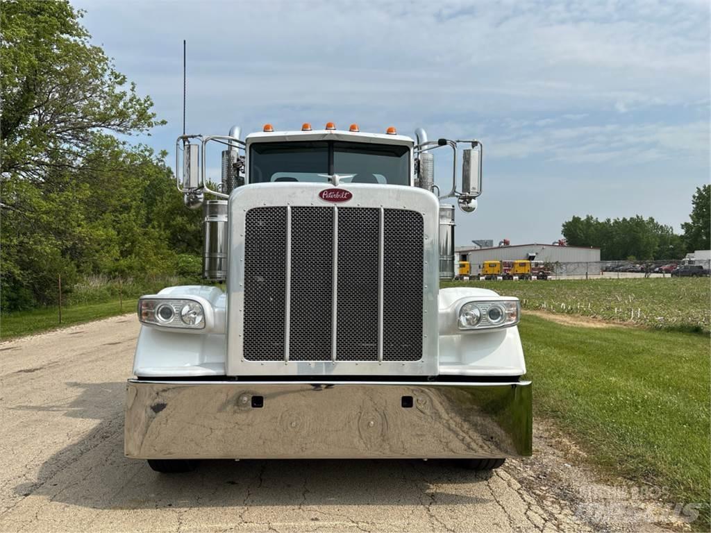 Peterbilt 389 Tractor Units