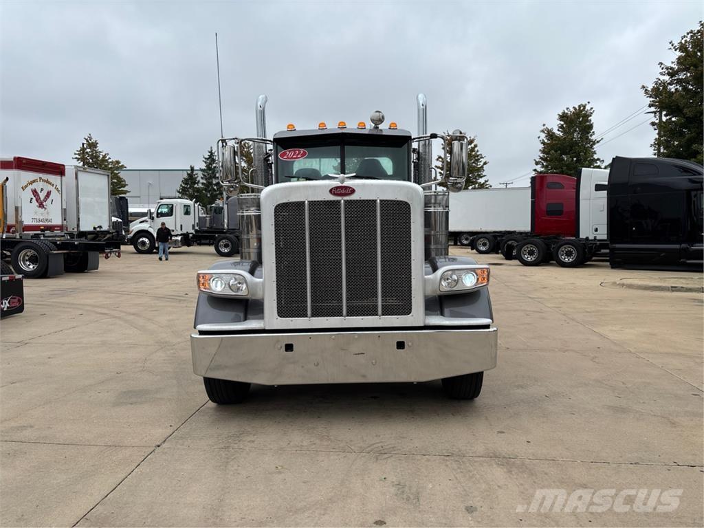 Peterbilt 389 Other trucks