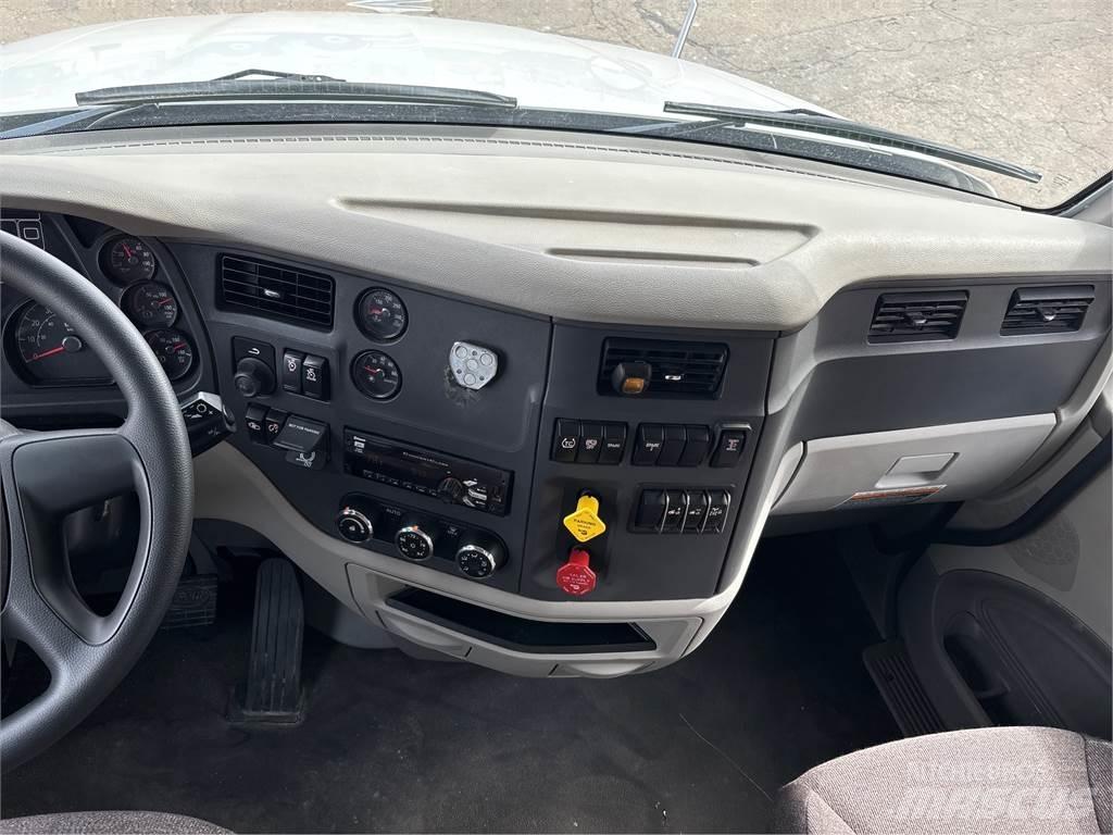 Peterbilt 579 Tractor Units