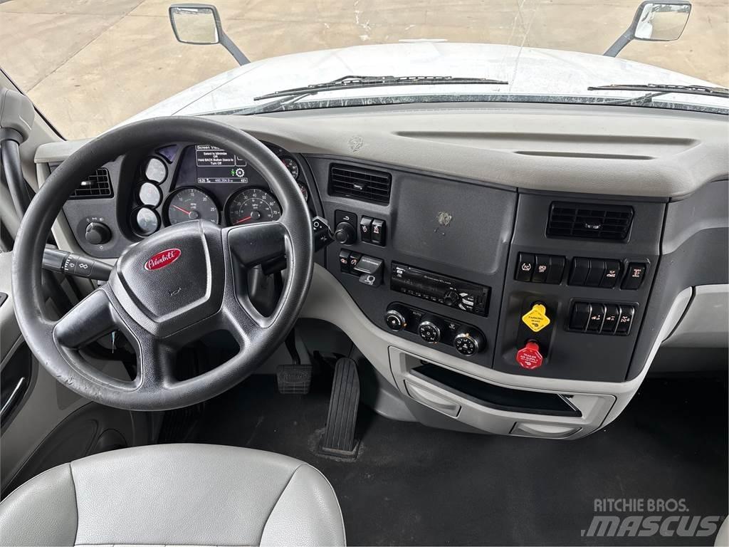 Peterbilt 579 Tractor Units