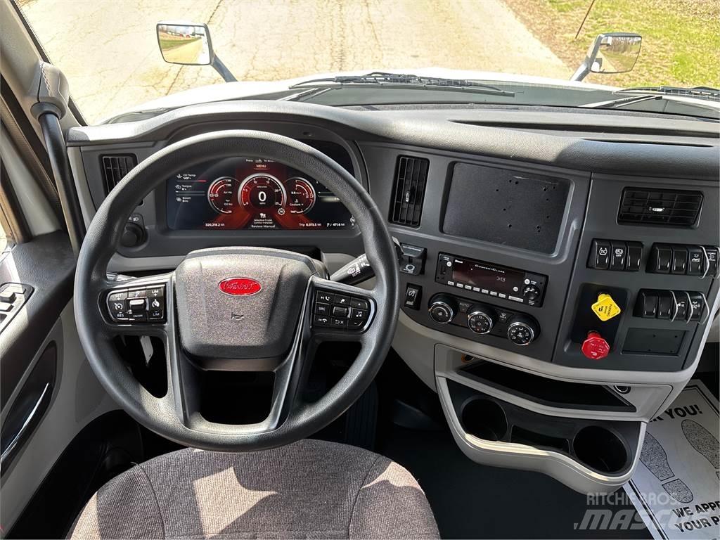 Peterbilt 579 Tractor Units