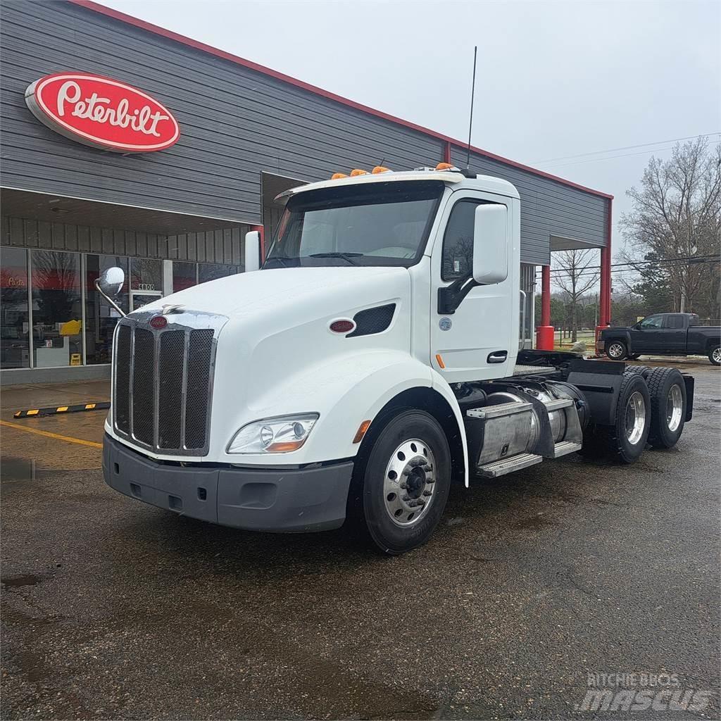 Peterbilt 579 Tractor Units