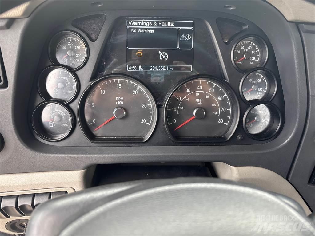Peterbilt 579 Tractor Units