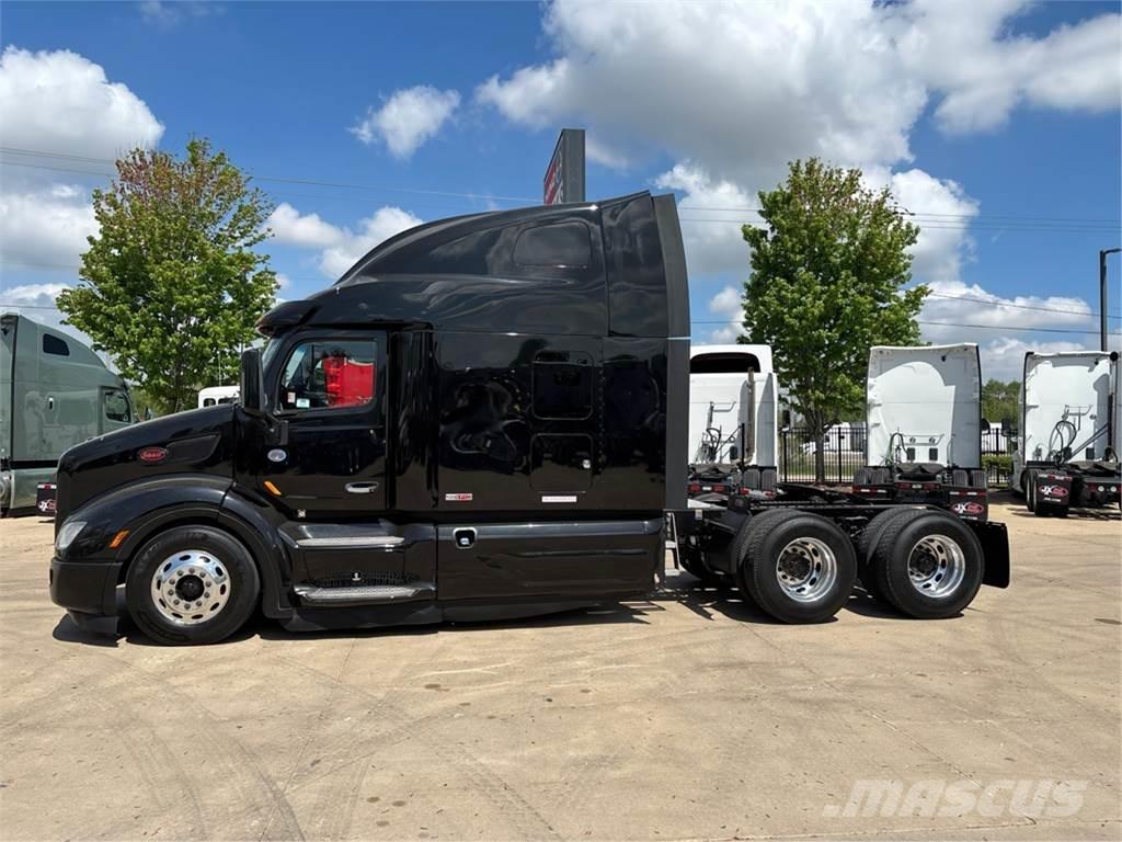 Peterbilt 579 Tractor Units