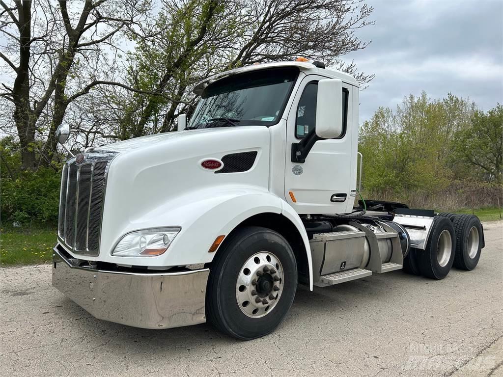 Peterbilt 579 Tractor Units