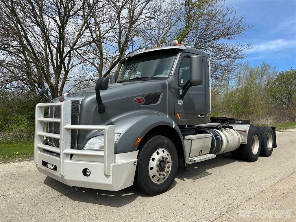 Peterbilt 579 Tractor Units