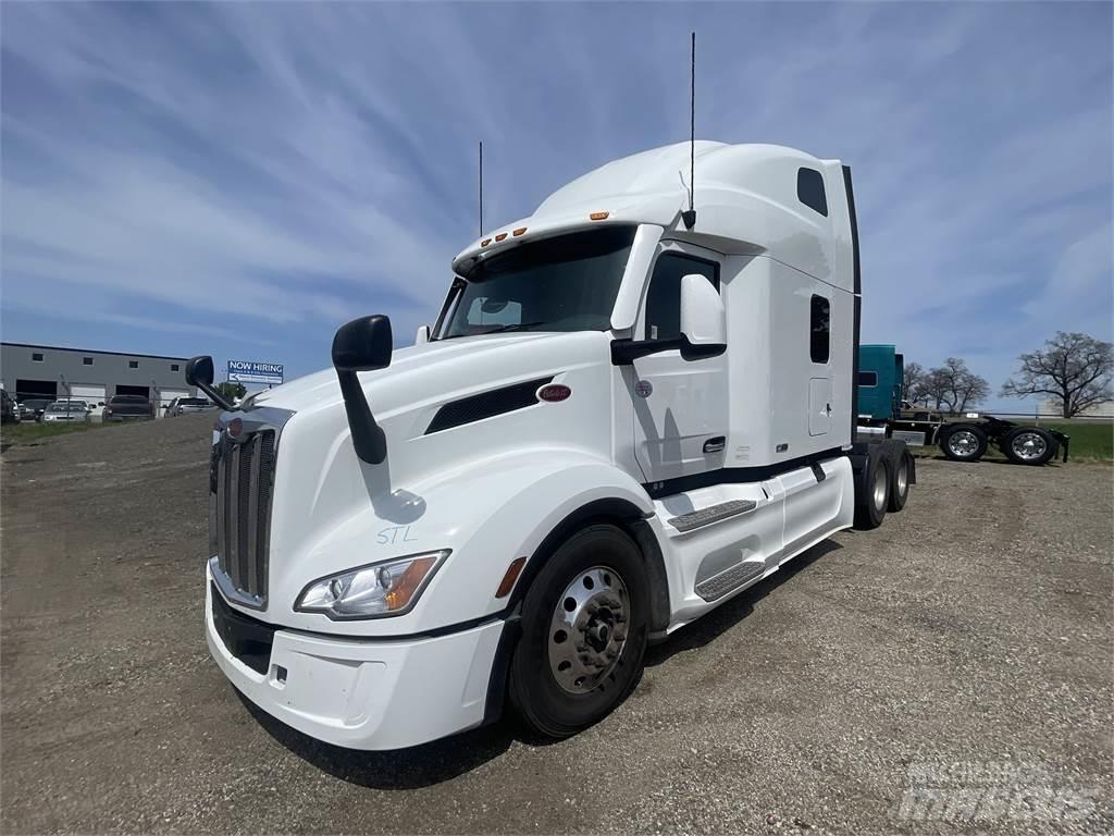 Peterbilt 579 Tractor Units
