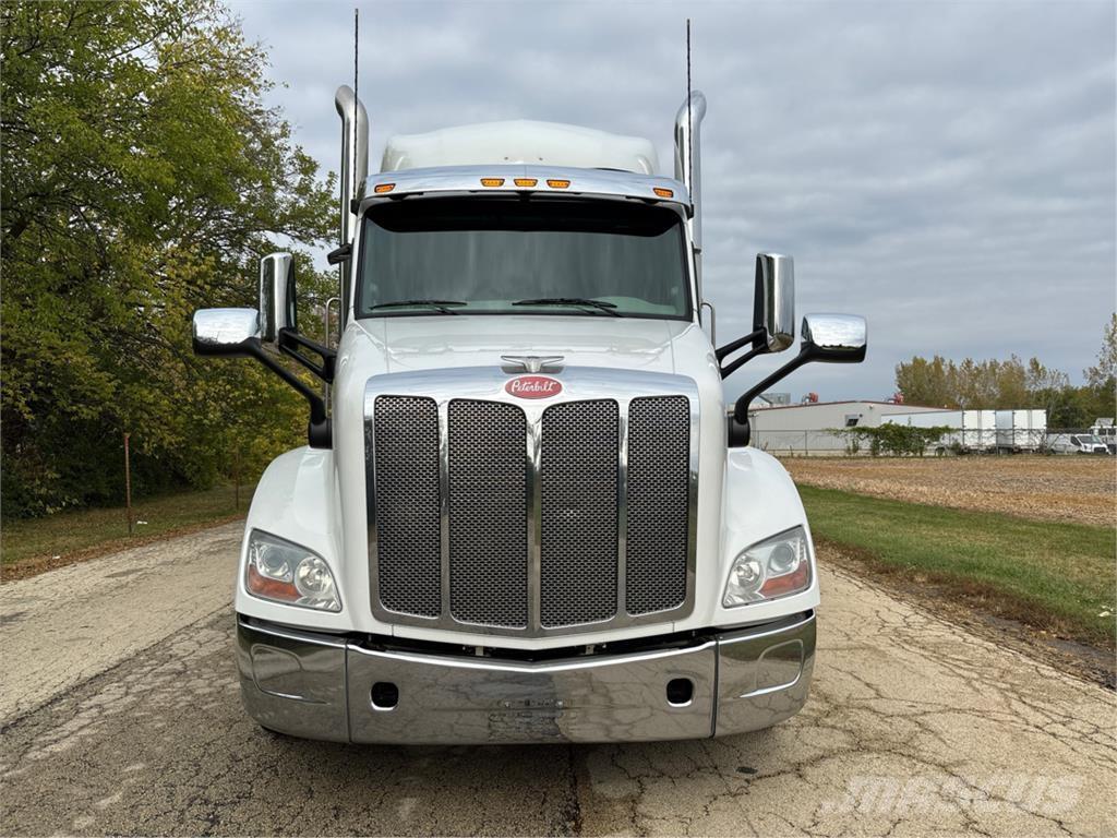 Peterbilt 579 Other trucks