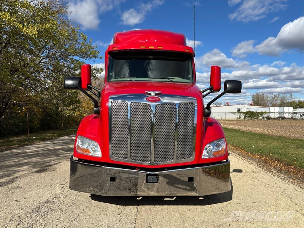 Peterbilt 579 Other trucks