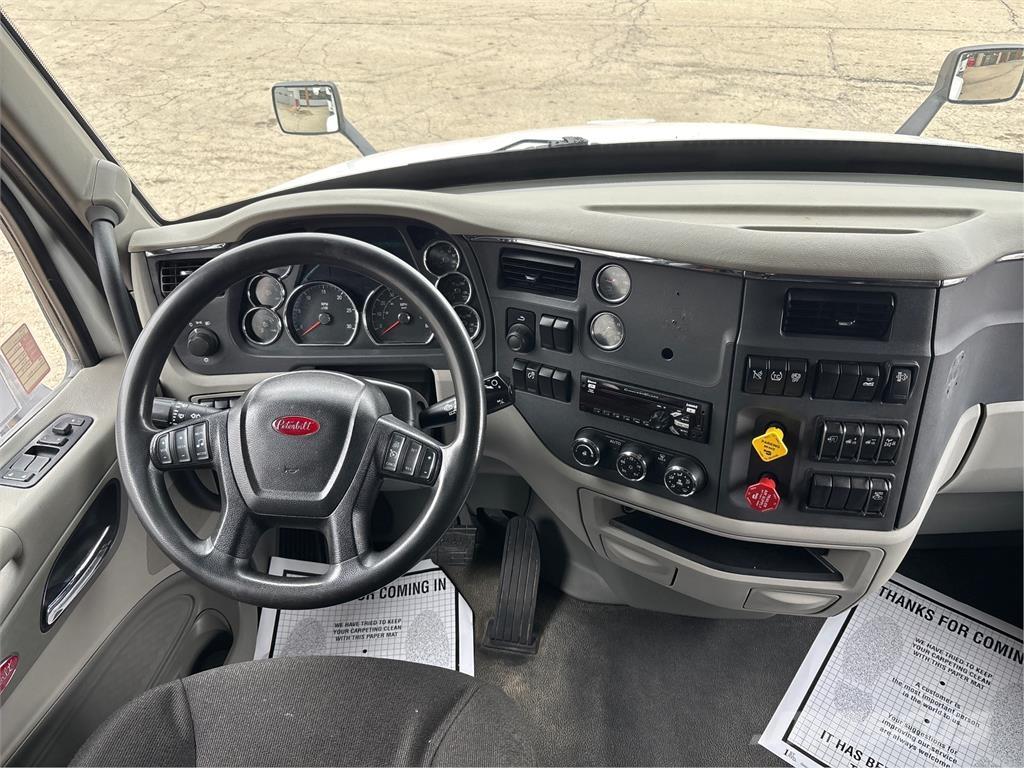 Peterbilt 579 Other trucks