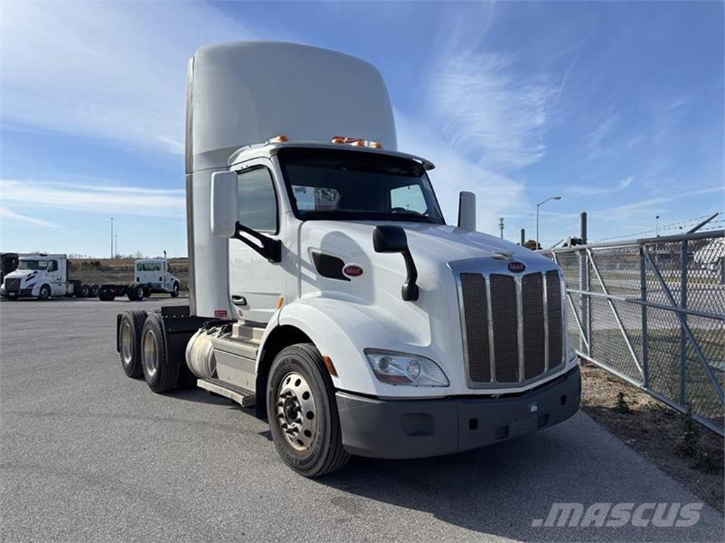 Peterbilt 579 Tractor Units