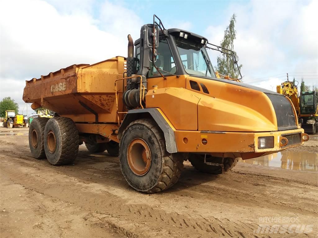 CASE 330 Articulated Dump Trucks (ADTs)