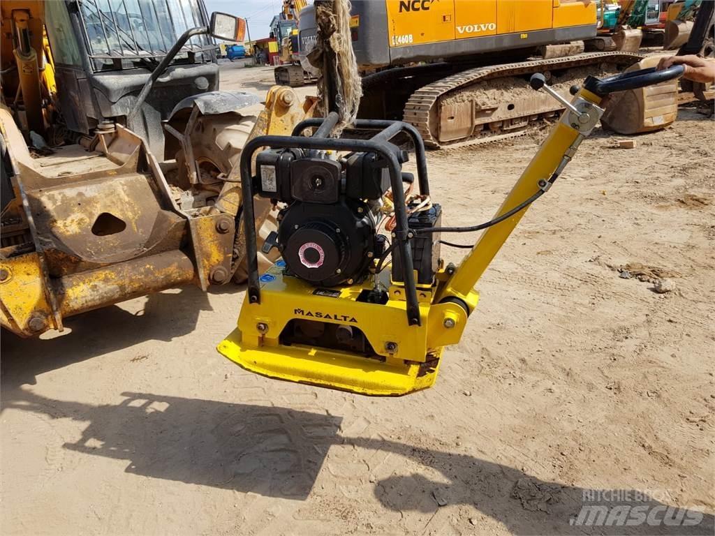 Kita MS220 Plate compactors