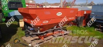 Kuhn Axis 30.1 Sprayer fertilizers