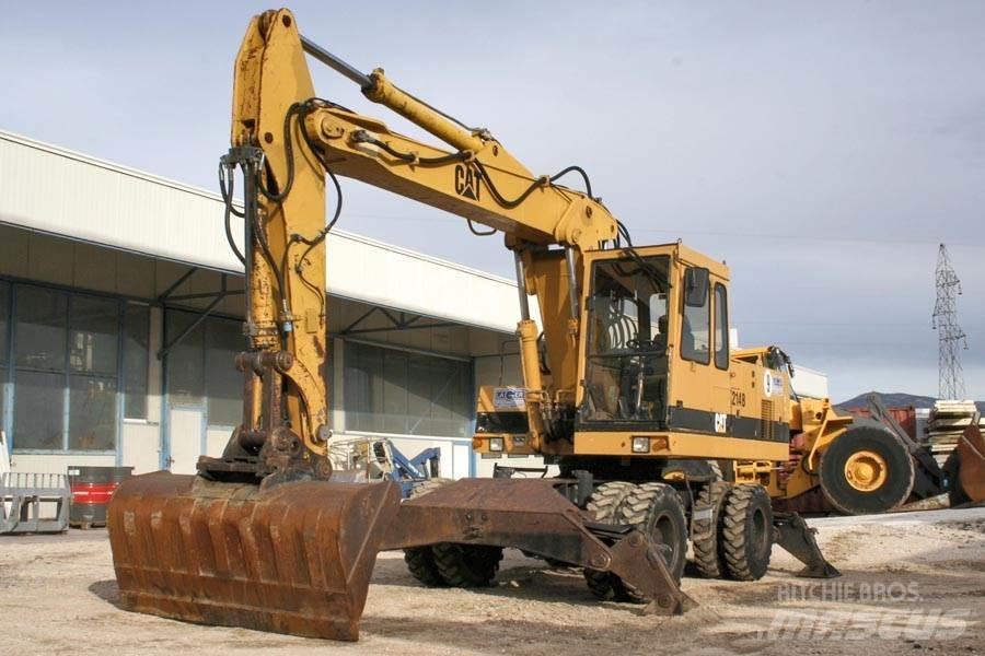 CAT 214B Wheeled excavators