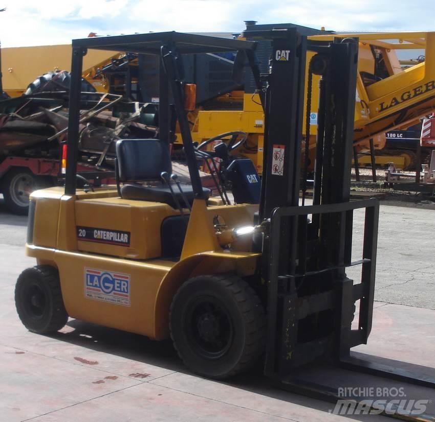 CAT GP20 LPG trucks