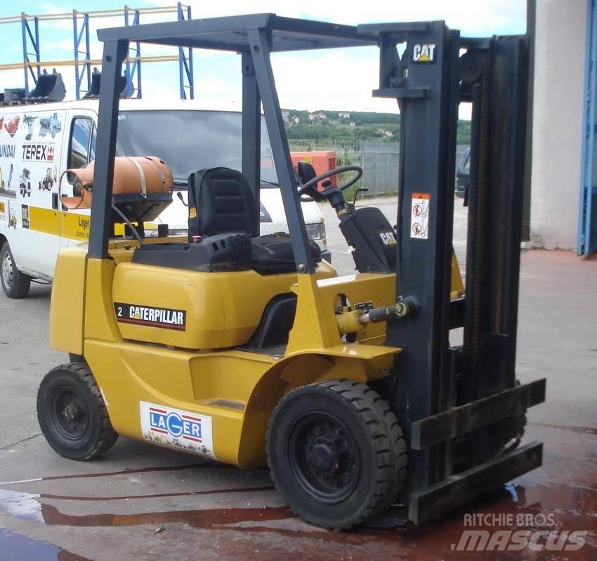 CAT GP20 LPG trucks