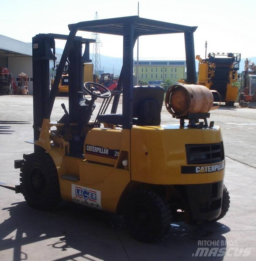 CAT GP20 LPG trucks