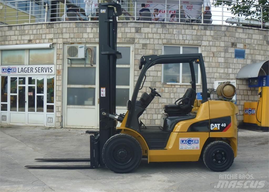 CAT GP40N LPG trucks