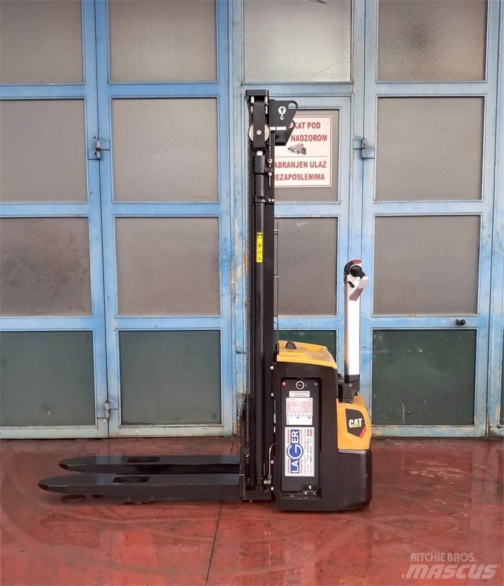 CAT NSP12N2 Low lifter