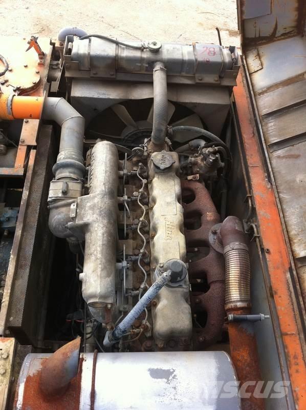 Hitachi UH 103 Crawler excavators