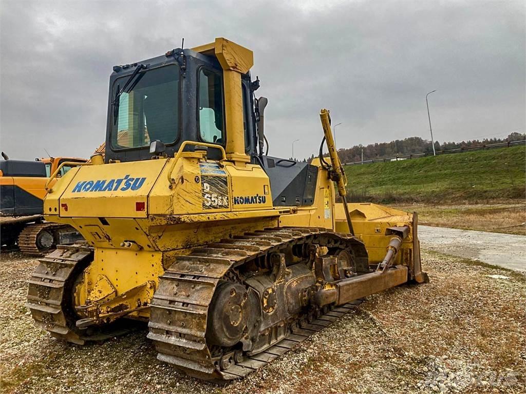 Komatsu D65EX Crawler dozers