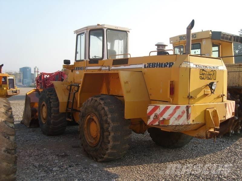 Liebherr L 551 Wheel loaders
