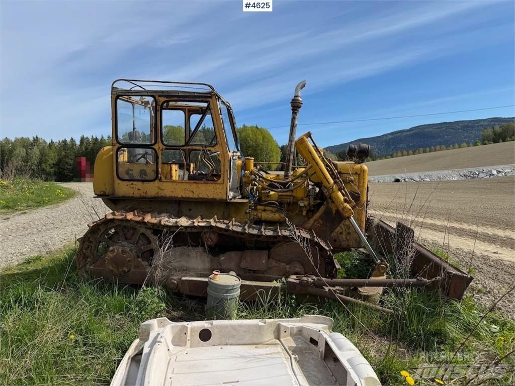 CAT D4C Crawler dozers