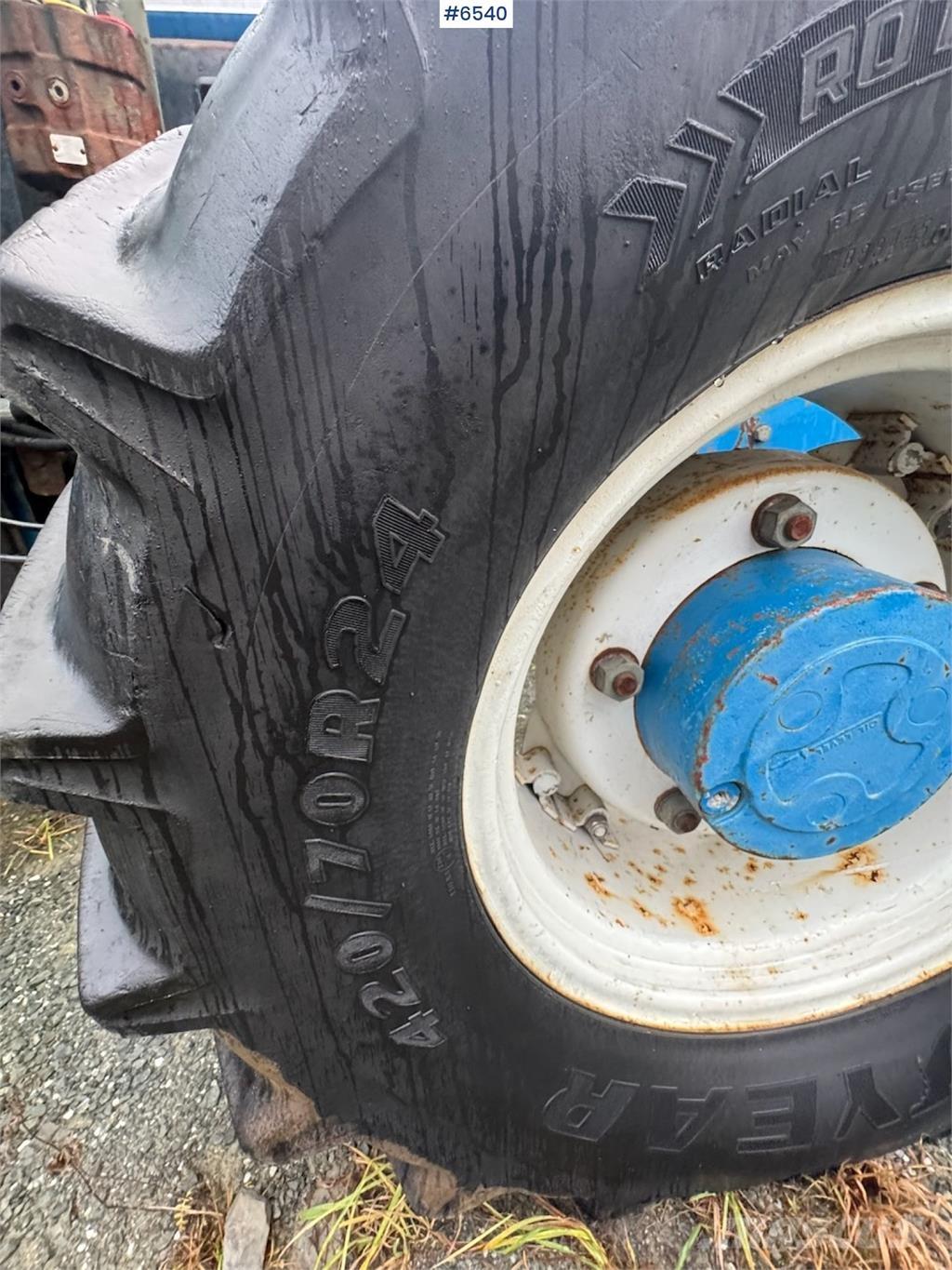 Ford 7740 SLE Tractors