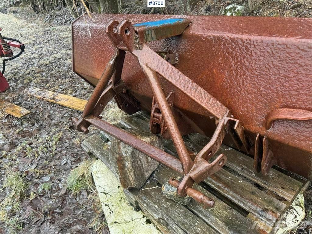 Ford Dexta 2000 Tractors