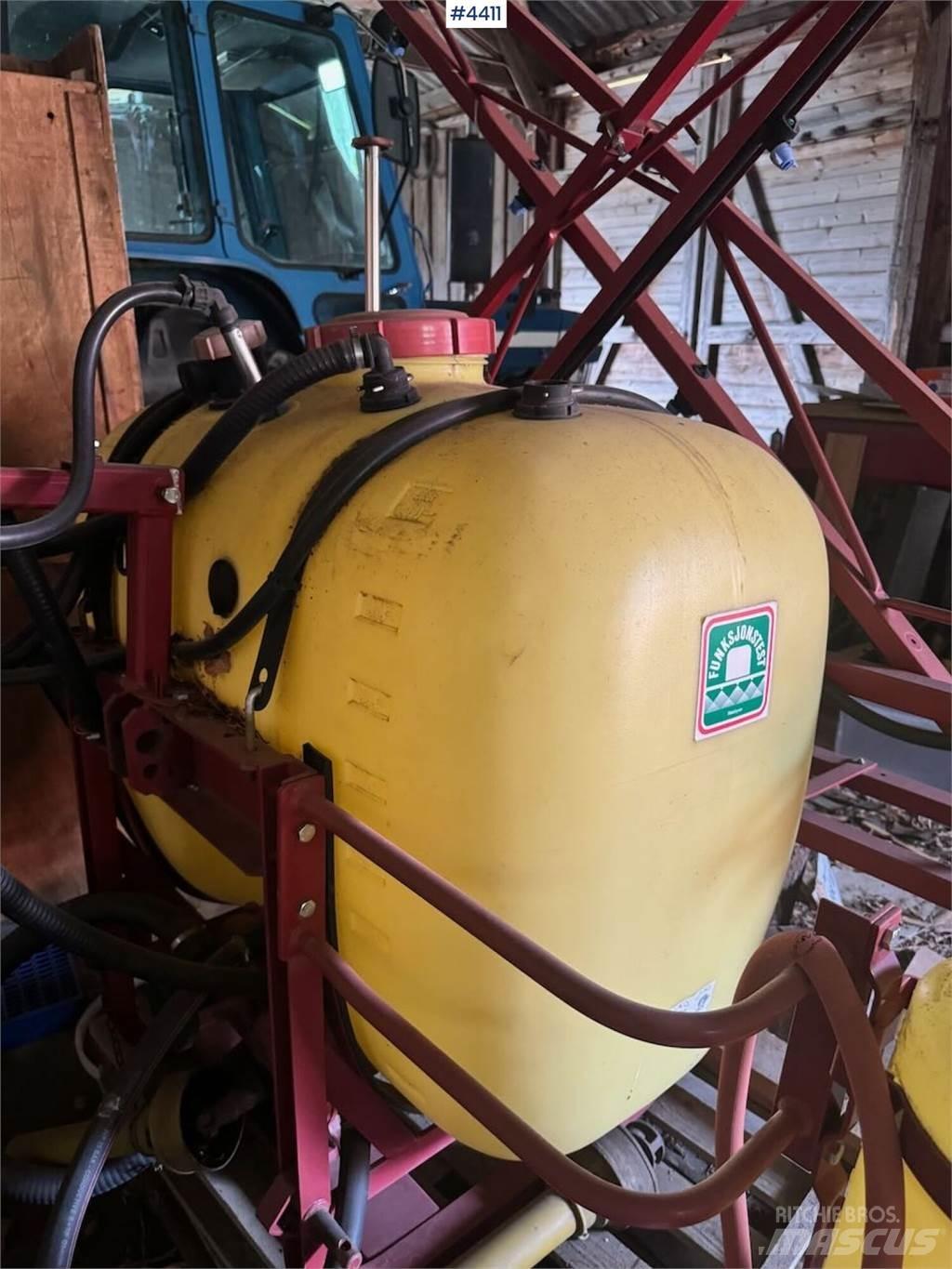 Hardi NK 400 Trailed sprayers