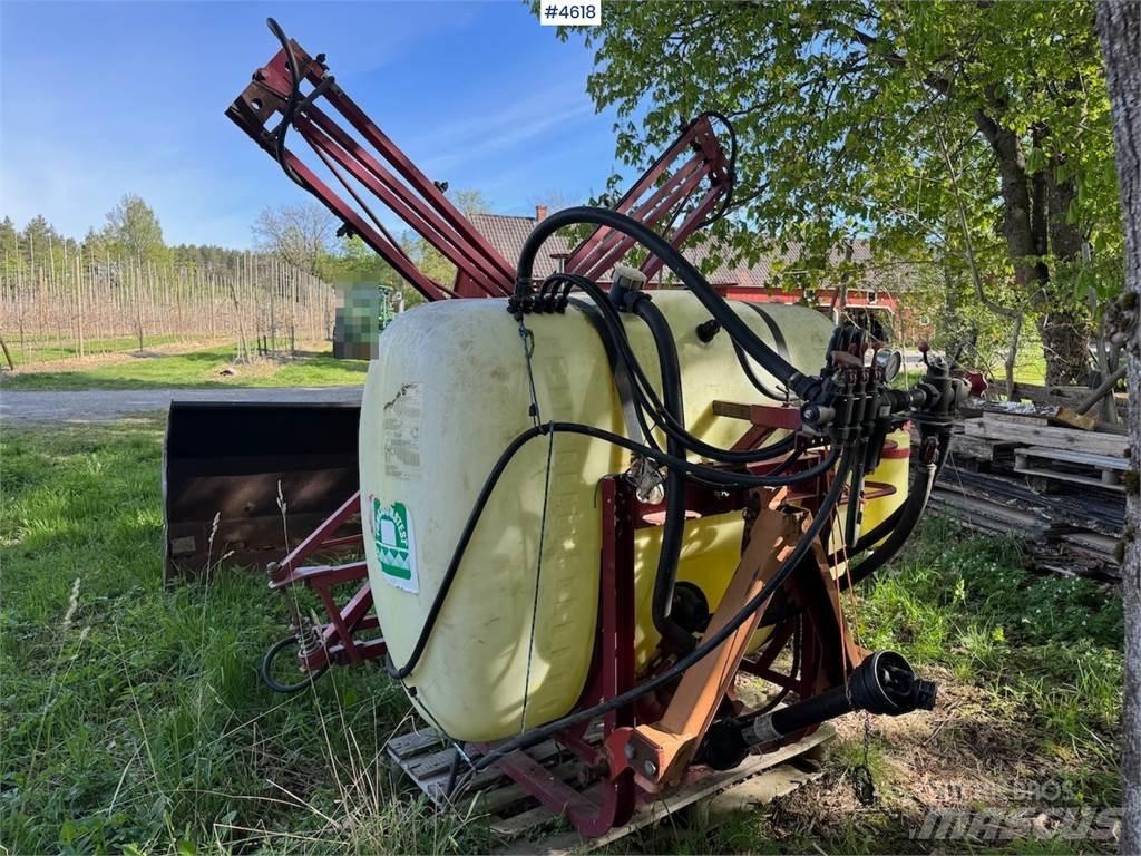 Hardi NK 800 Trailed sprayers