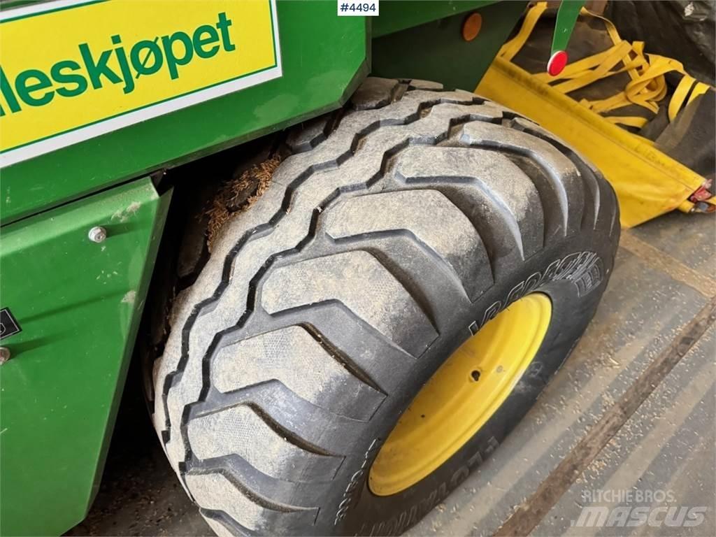 John Deere 578 Other forage harvesting equipment