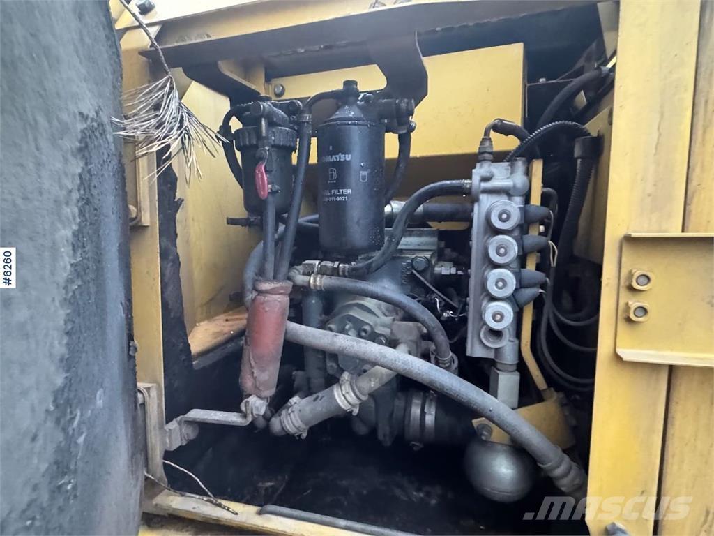 Komatsu PC130-6K Crawler excavators