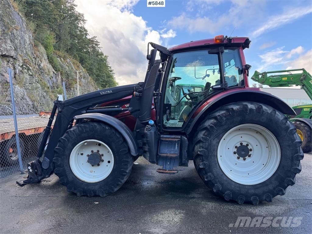 Valtra N174 Tractors