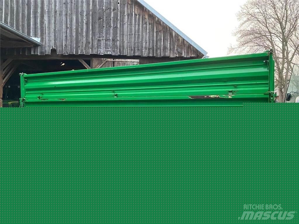  2- Seitenkipper D737 Tipper trailers