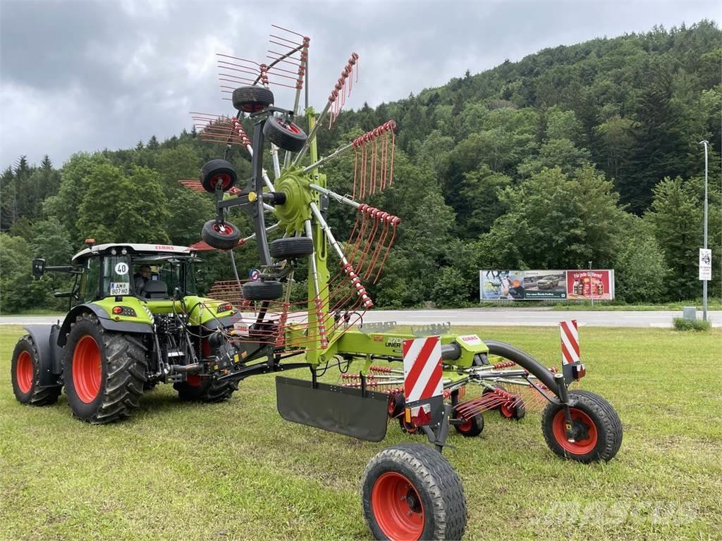 CLAAS Liner 2700 Swathers