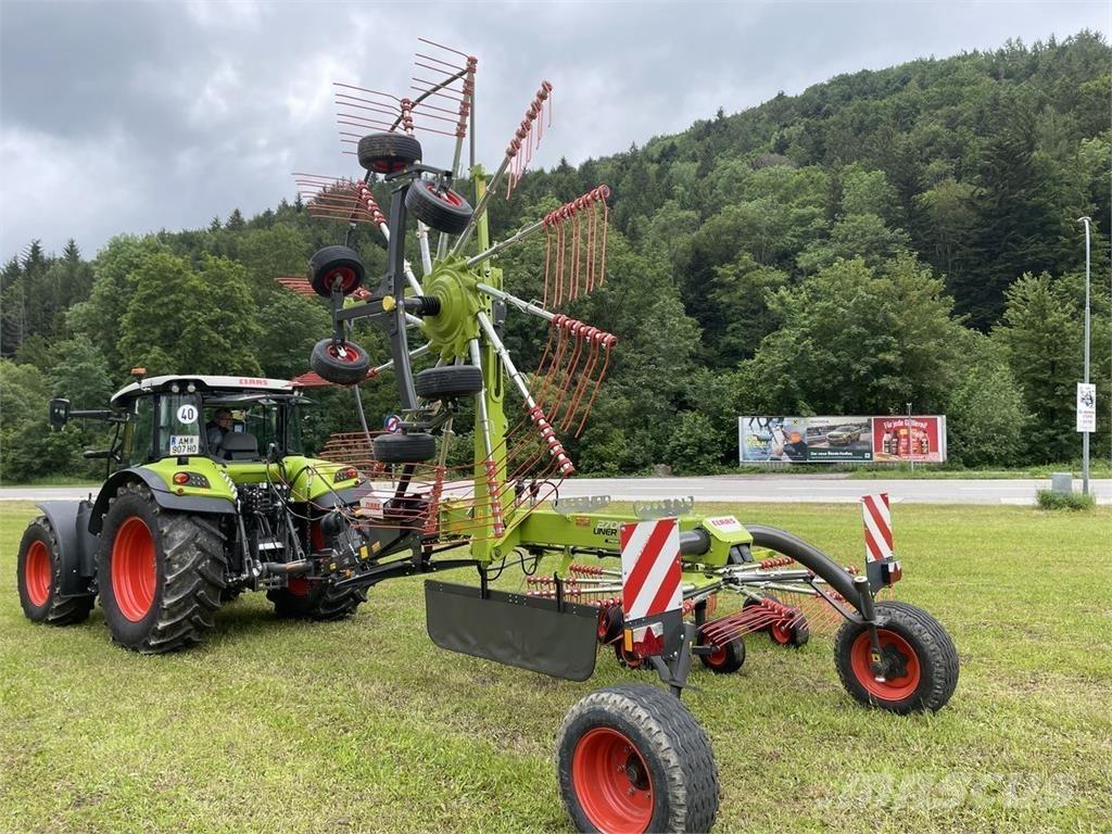 CLAAS Liner 2700 Swathers