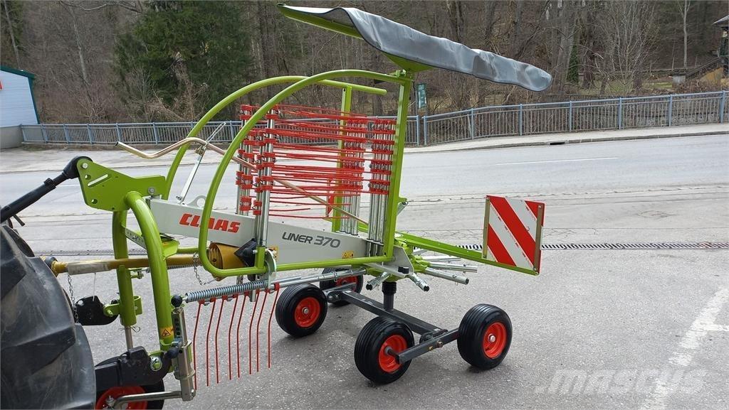 CLAAS Liner 370 Swathers