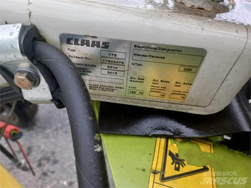 CLAAS Volto 600 Rakes and tedders