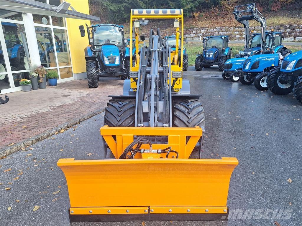 Eurotrac W12 F Front loaders and diggers