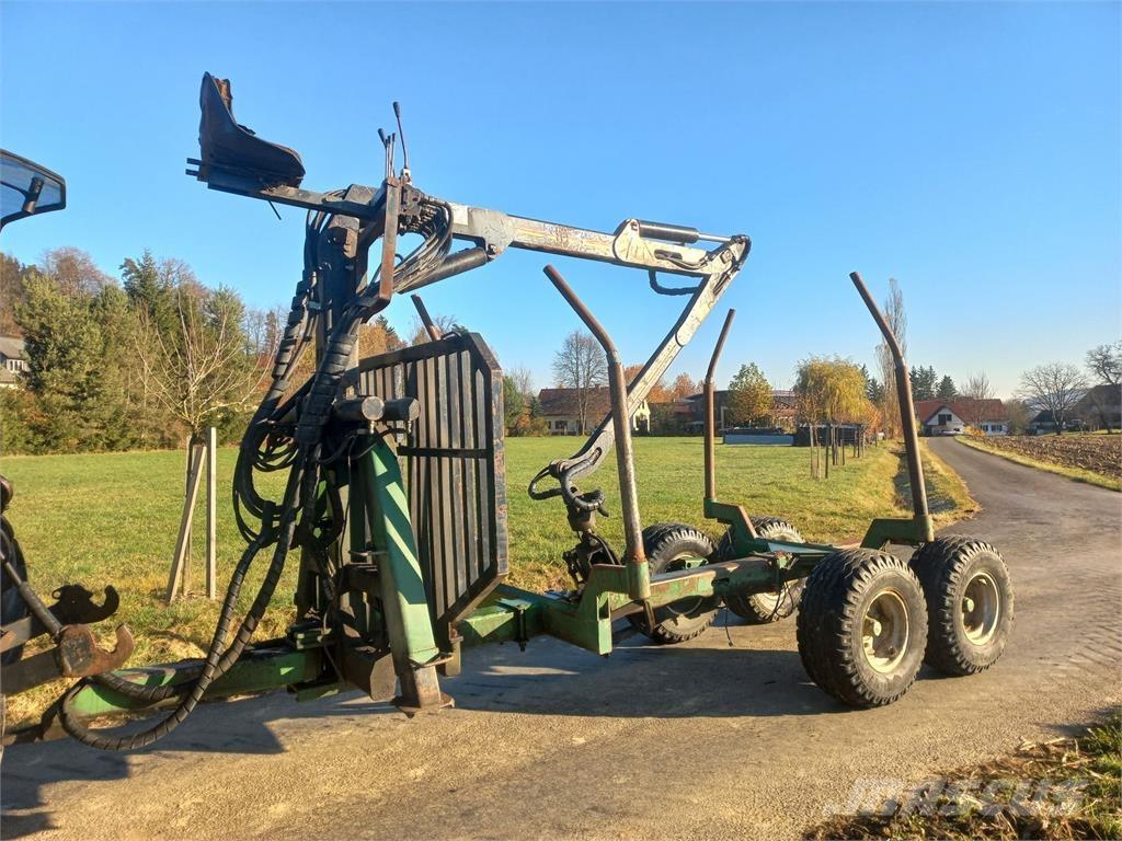 Farma 6to Forest trailers