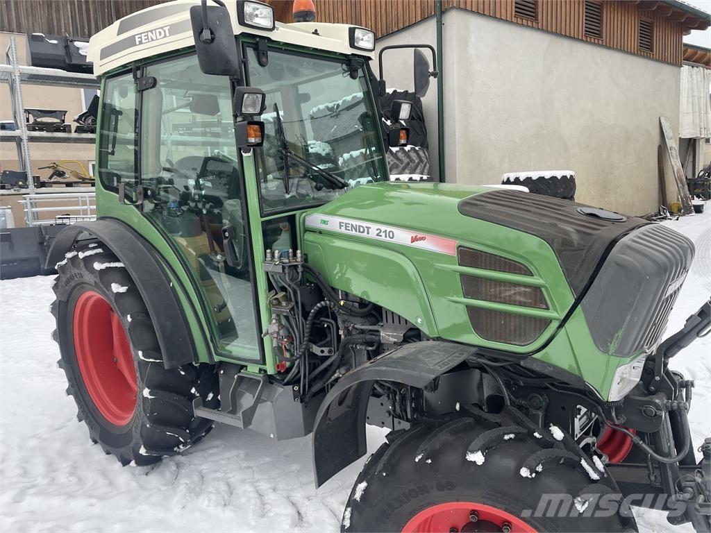 Fendt 210 Vario F Tractors