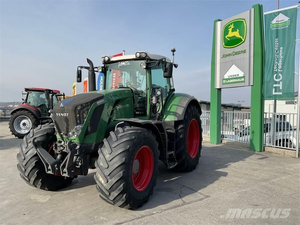 Fendt 822 Vario Tractors