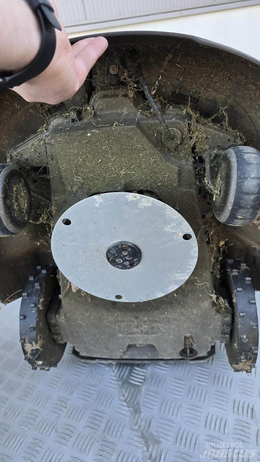 Husqvarna AM310 Groundcare - Others
