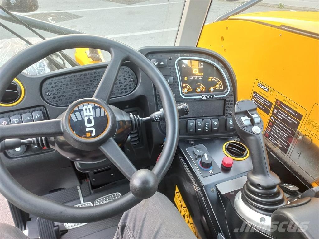 JCB AgriPlus 525-60 Telescopic handlers