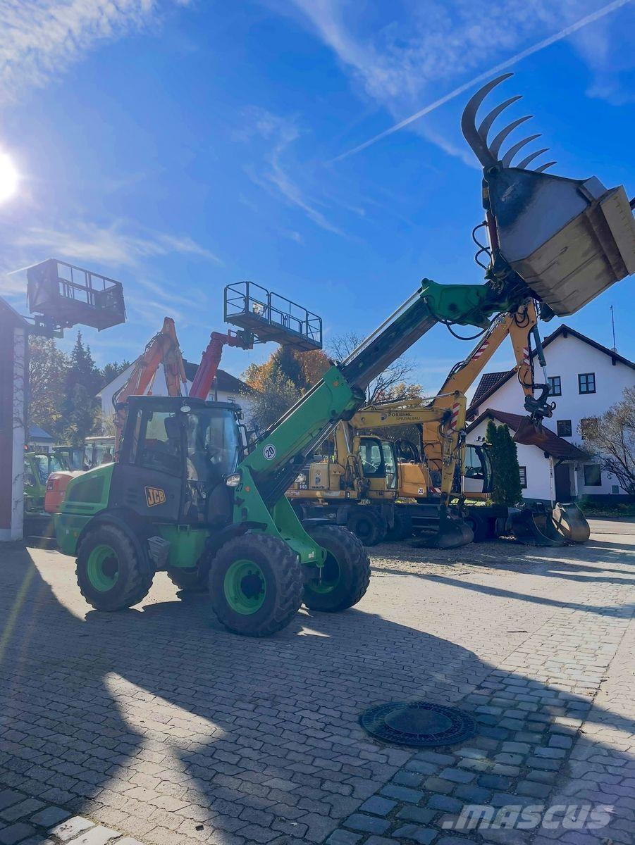 JCB TM 220 Wheel loaders